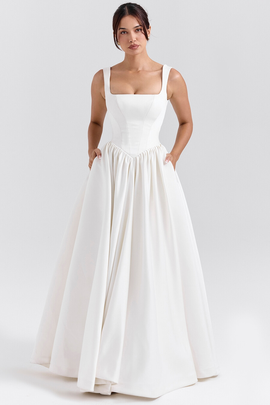 brautkleid aus elfenbeinfarbenem italienischem satin mit korsett