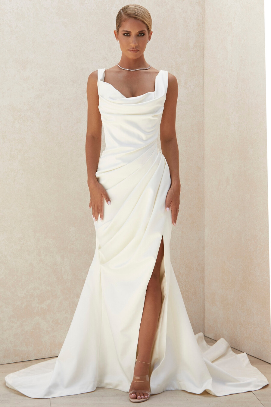 elfenbeinfarbenes brautkleid mit drapiertem korsett – limitierte auflage