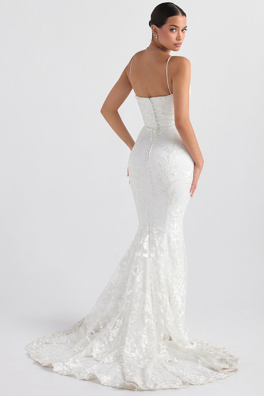 brautkleid aus weißer spitze