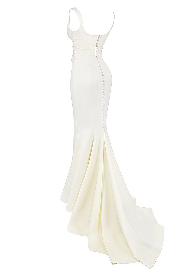 brautkleid im meerjungfrauenstil aus cremefarbenem satin