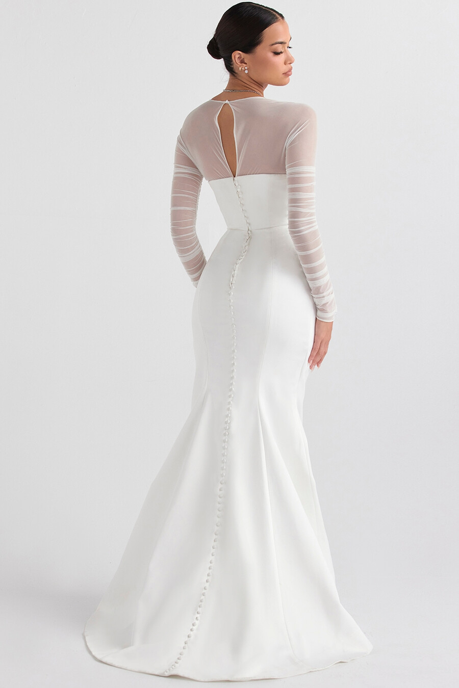 weißes brautkleid aus satin
