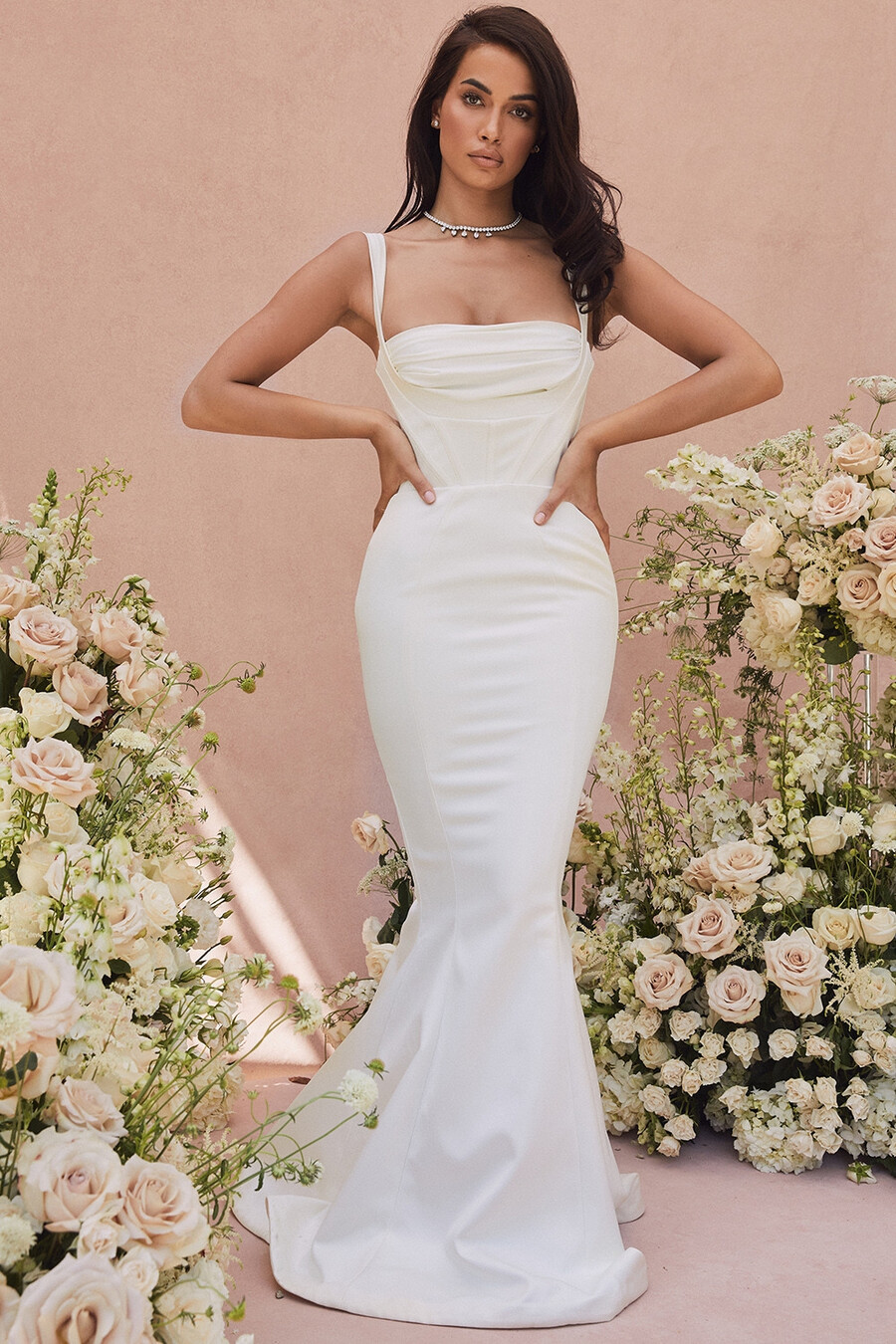elfenbeinfarbenes balconette-brautkleid mit korsett – limitierte auflage