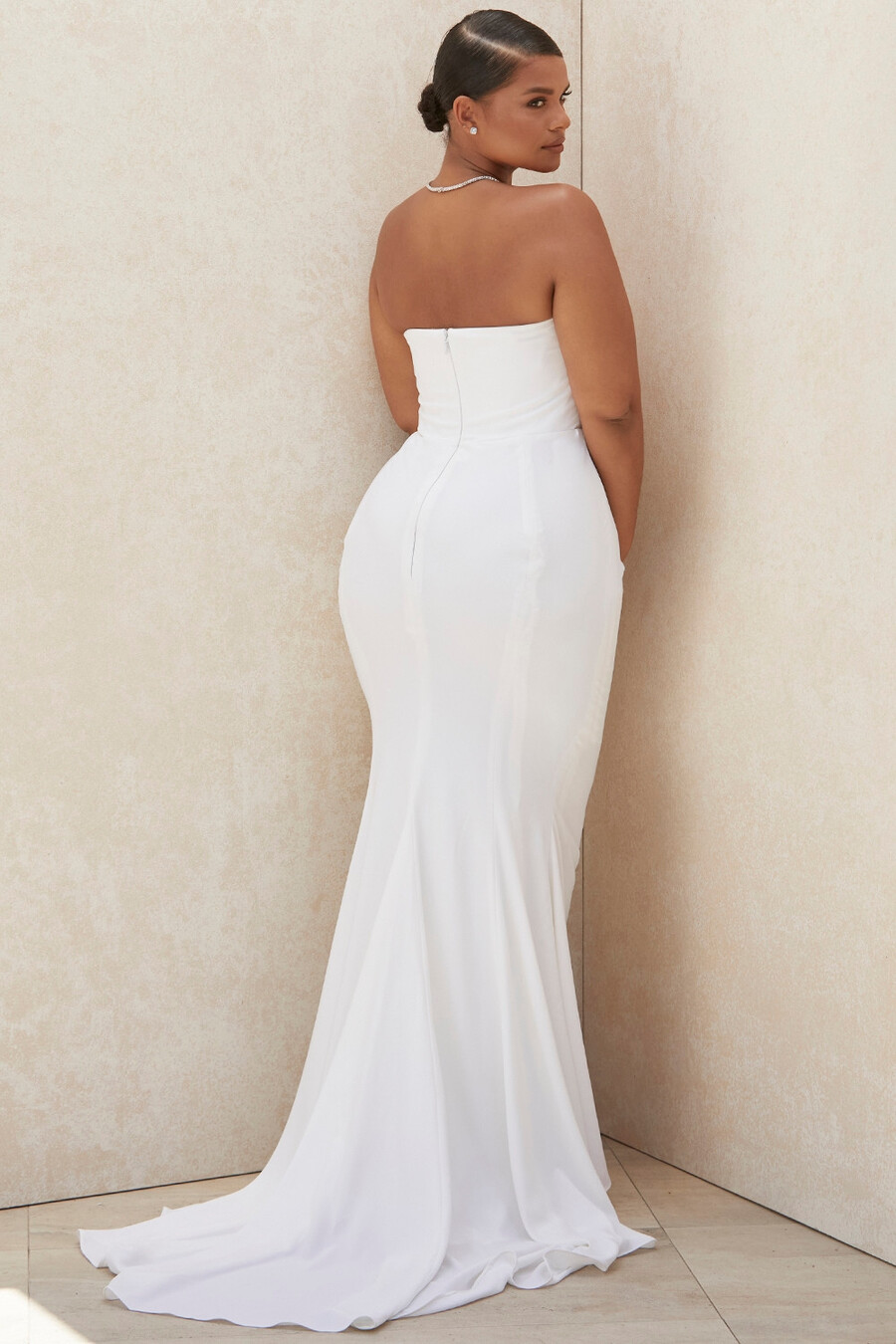 elfenbeinfarbenes drapiertes trägerloses brautkleid – limitierte auflage