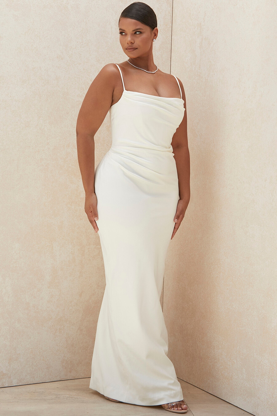 elfenbeinfarbenes drapiertes brautkleid – limitierte auflage