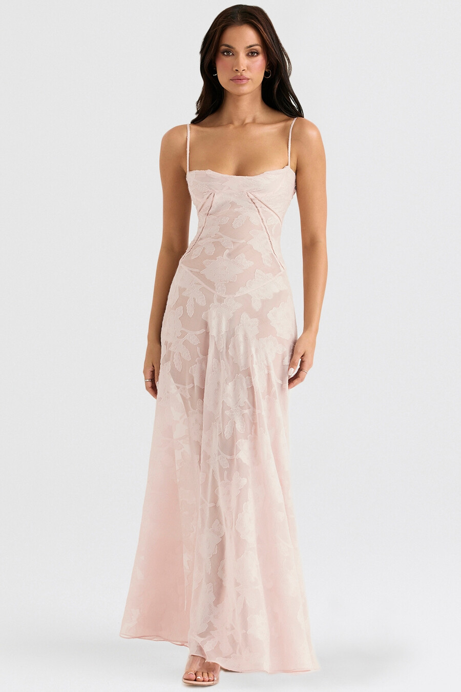zartrosa maxikleid mit floraler spitze am rücken