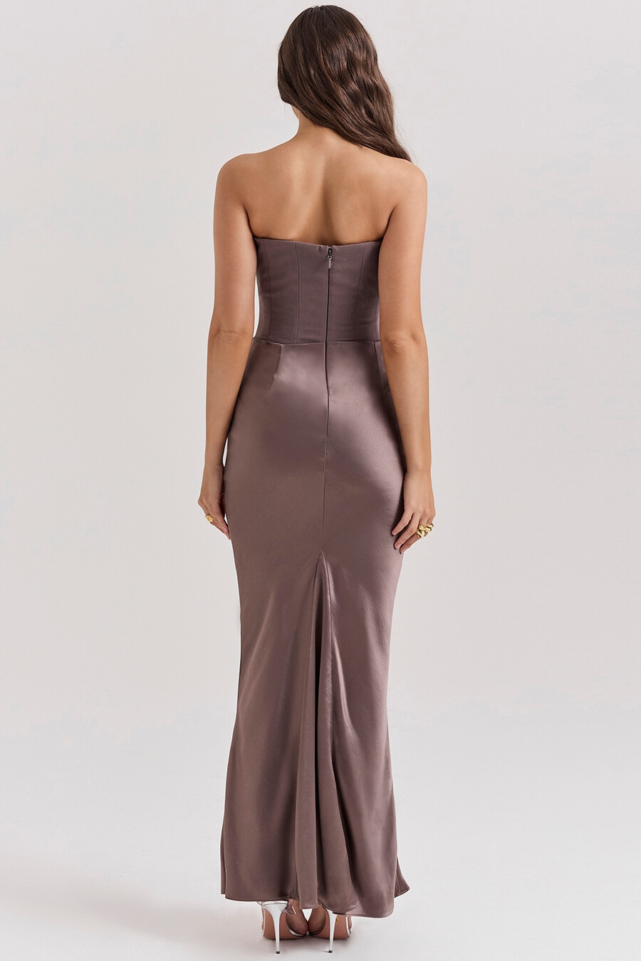 rauchfarbenes trägerloses maxikleid mit korsett-optik