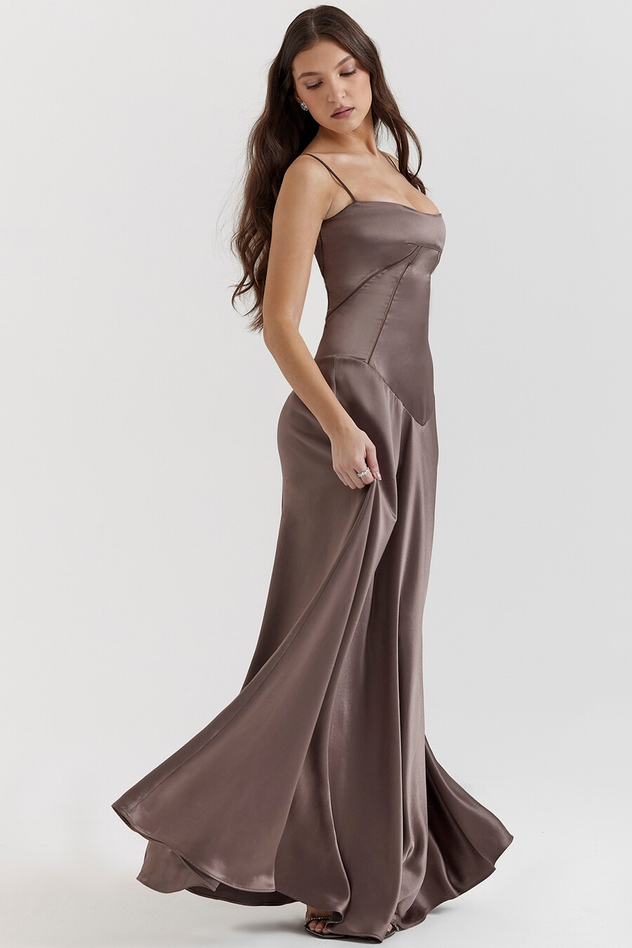 rauchfarbenes maxikleid mit schnürung