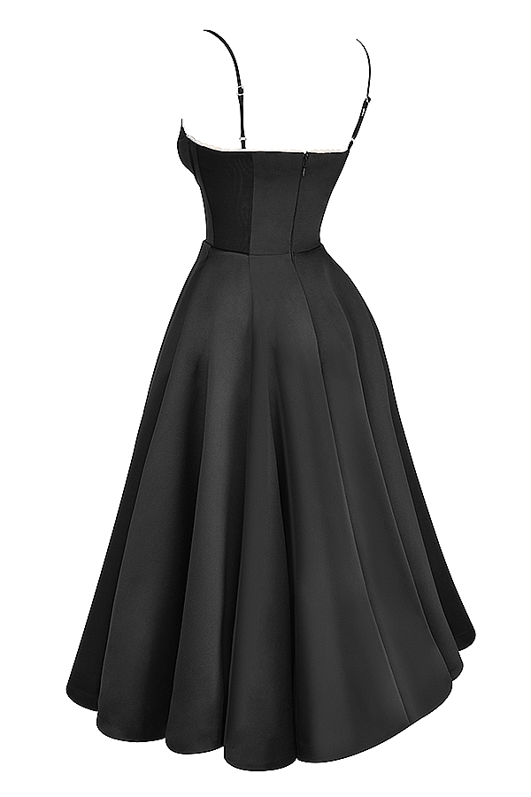schwarzes tüll-midikleid