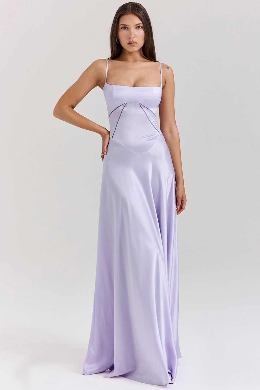 orchideenfarbenes maxikleid mit schnürung