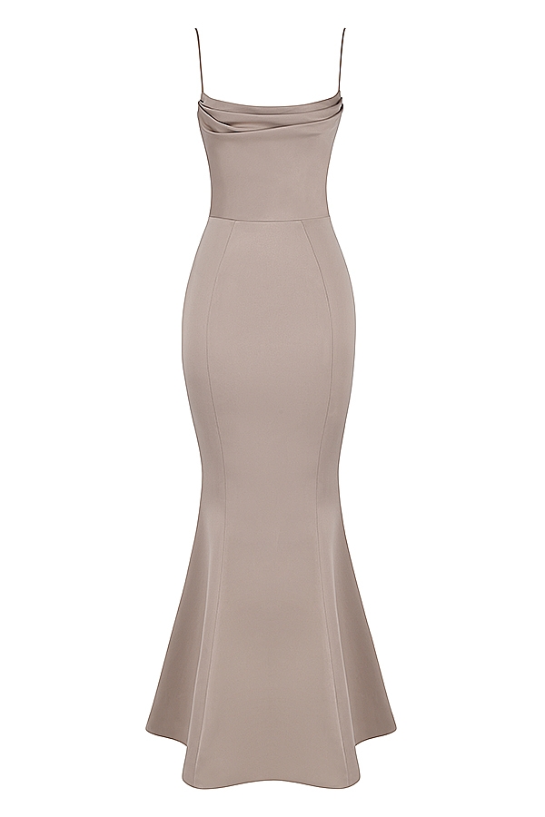 pilzfarbenes satin-fischschwanzkleid