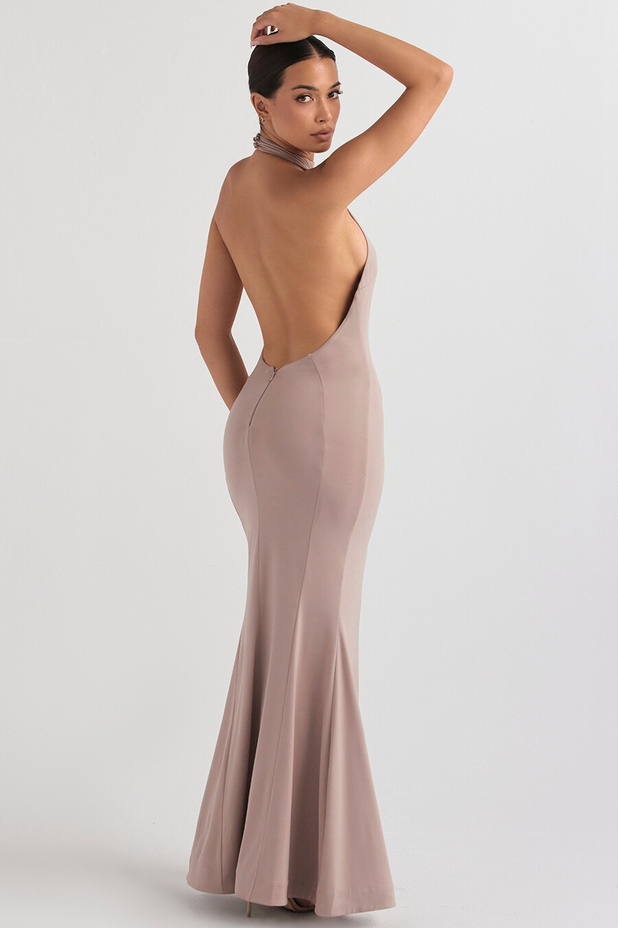 pilz-halterkleid