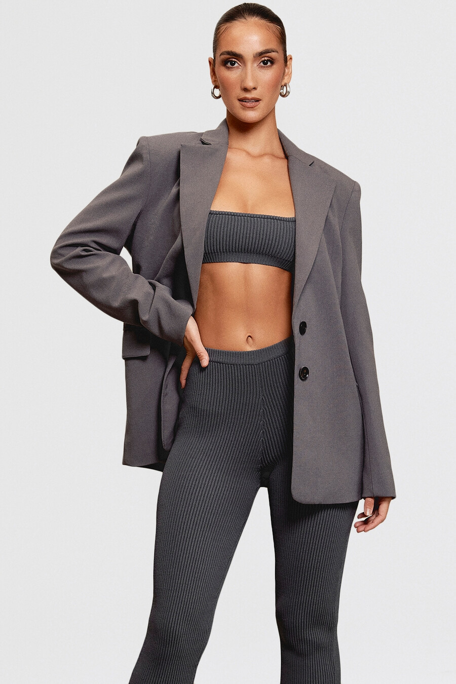 dunkelgrauer oversize-blazer