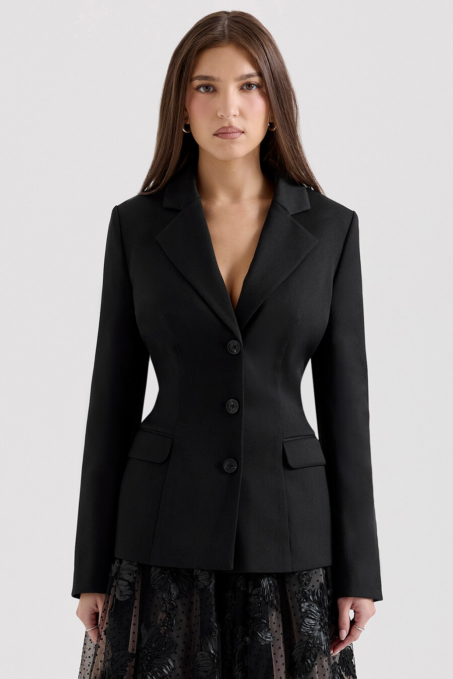schwarze taillierte sanduhrjacke