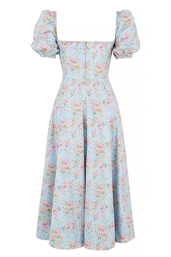 blaues vintage-midikleid mit blumenmuster und puffärmeln