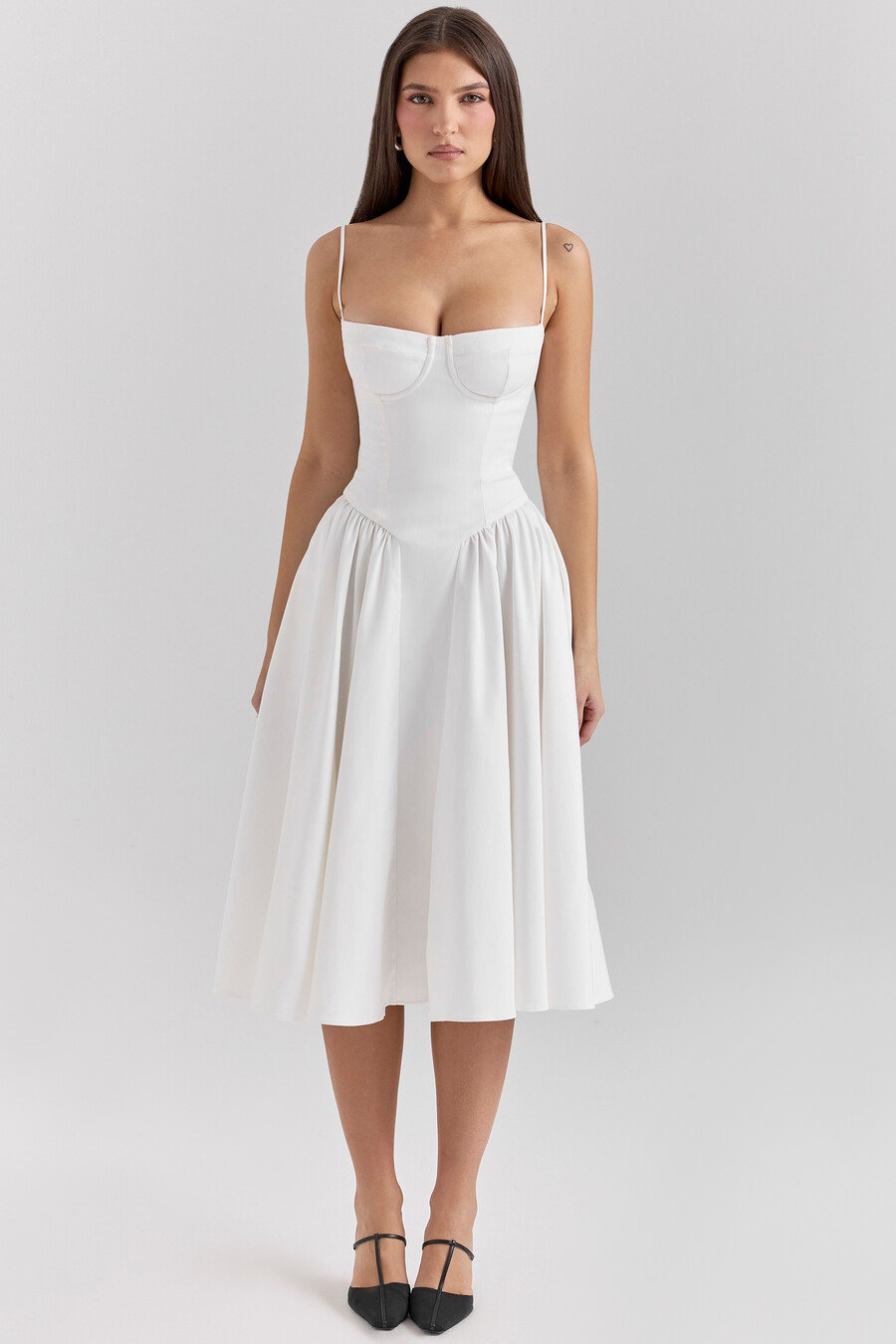 weißes korsett-midikleid