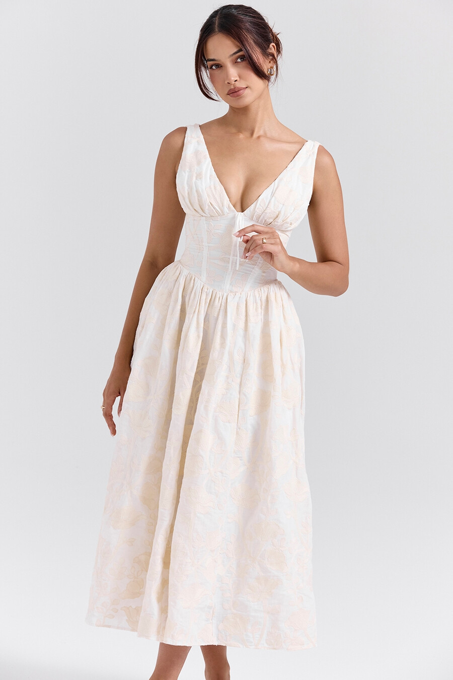 vintage elfenbeinfarbenes korsettkleid mit blumenstickerei