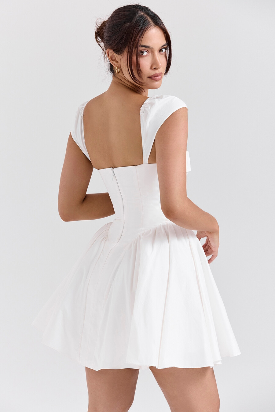 weißes baumwoll-korsett-minikleid