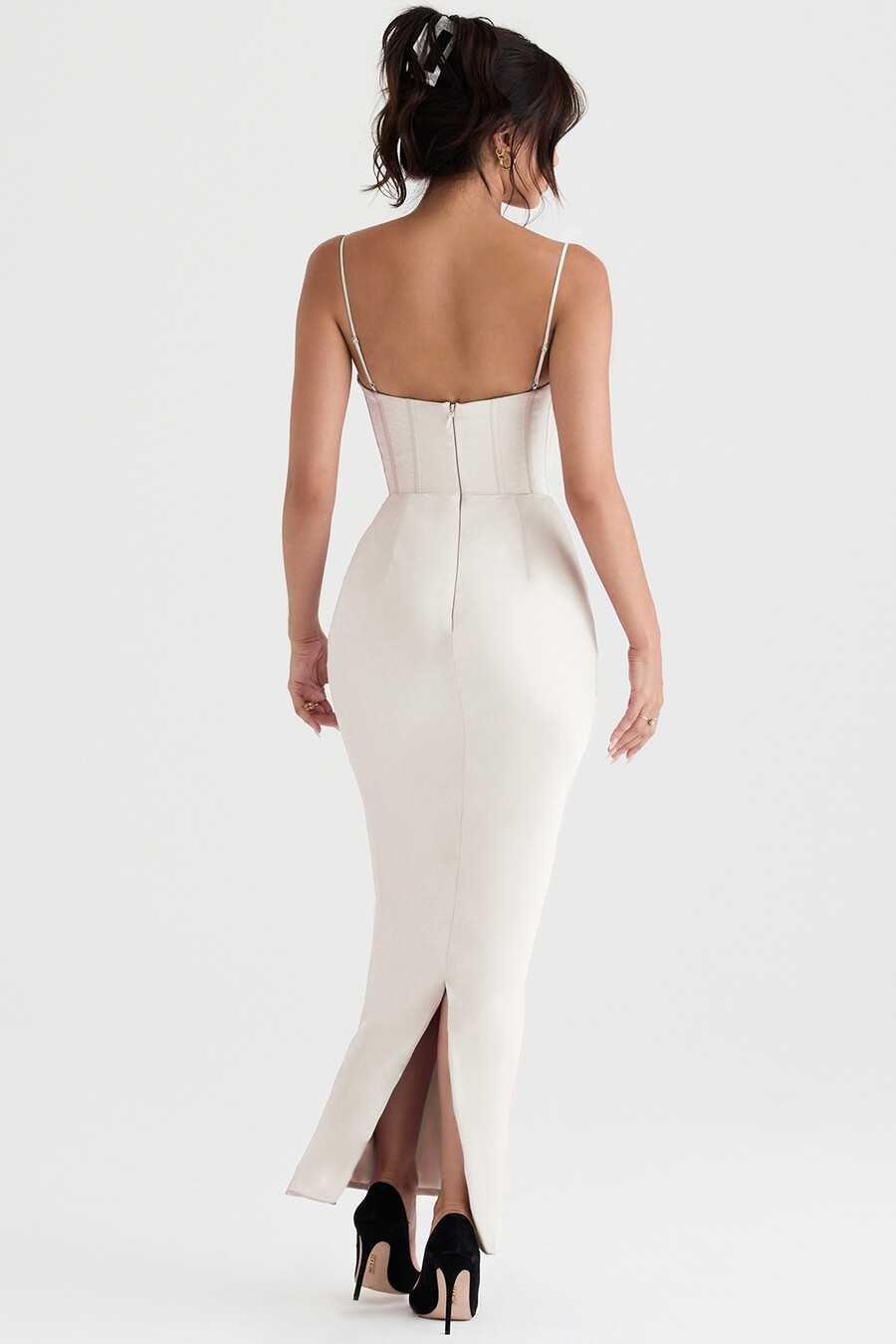 elfenbeinfarbenes maxikleid mit korsettmuster