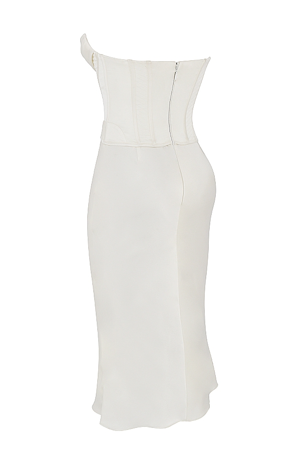 elfenbeinfarbenes trägerloses midikleid aus satin mit korsettmuster
