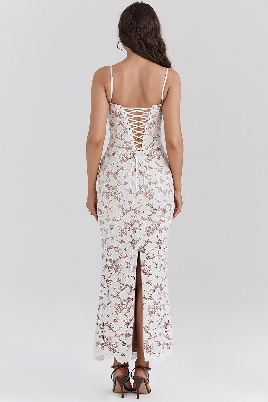 weißes maxikleid mit blumenstickerei
