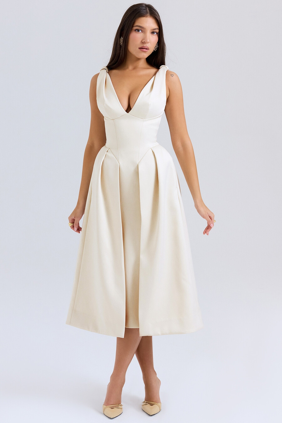 vintage cremefarbenes satin-plissee-midikleid