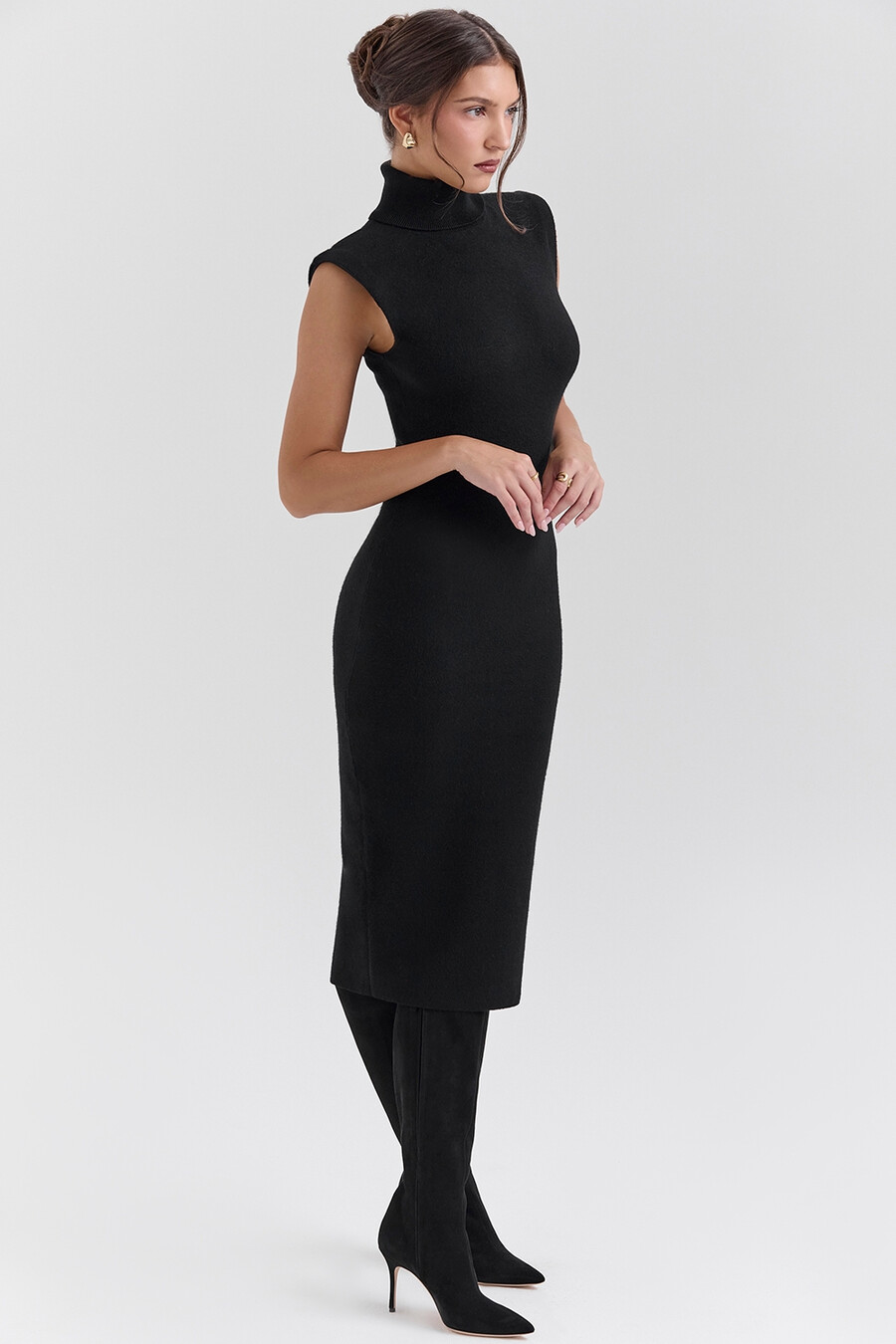schwarzes midikleid aus kaschmir-mischgewebe mit rollkragen