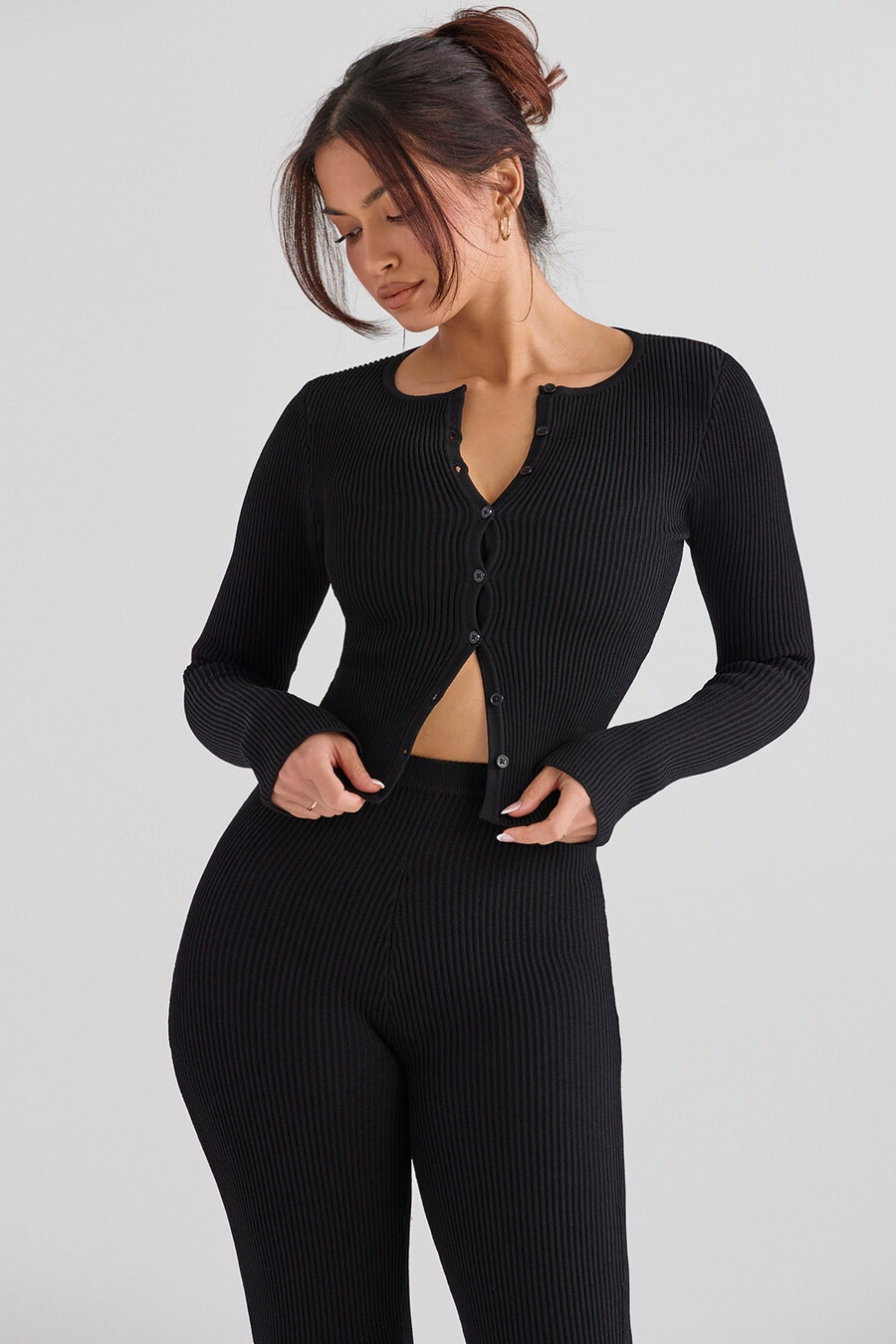 schwarzer rippstrick-cardigan
