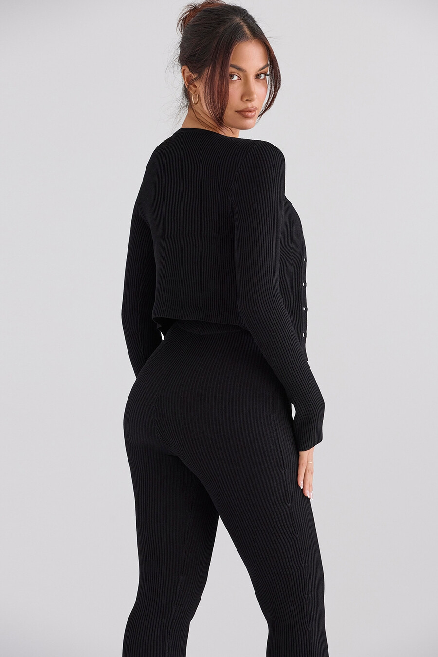 schwarzer rippstrick-cardigan