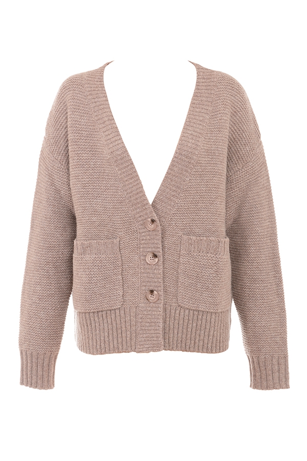 gerstengrauer grob gestrickter cardigan aus naturwolle