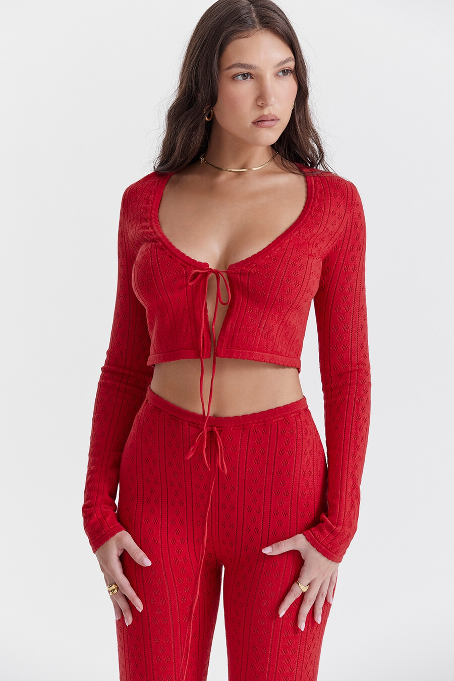 kirschrotes rippstrickoberteil