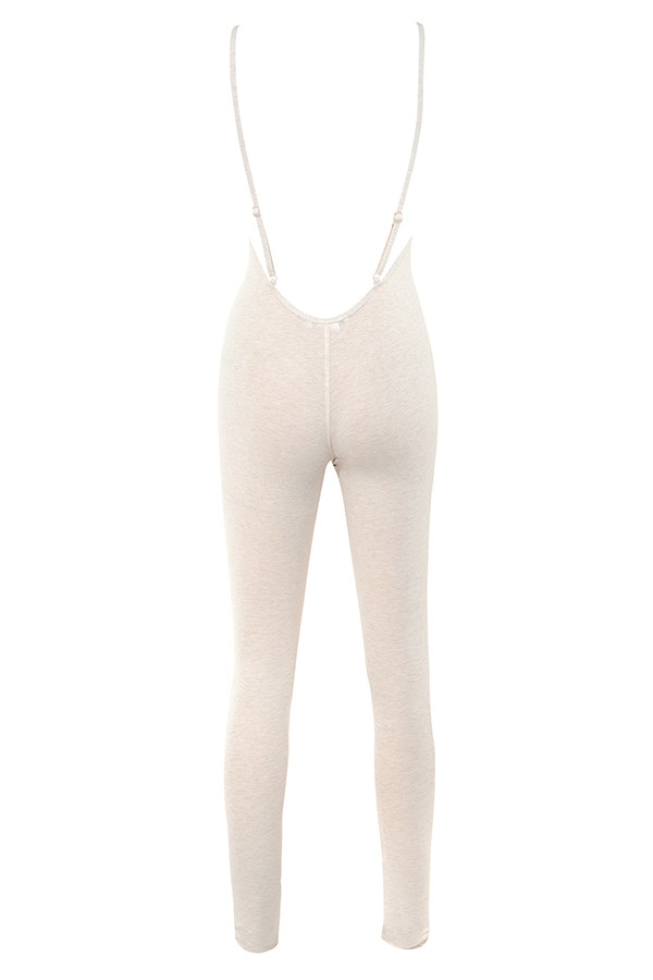 jumpsuit mit tiefem rückenausschnitt in milchmelierung