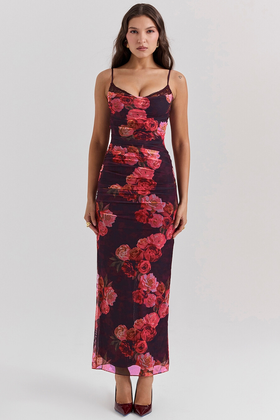 romantisches maxikleid mit blumenmuster