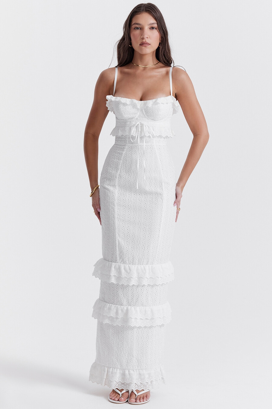 weißes maxikleid mit broderie