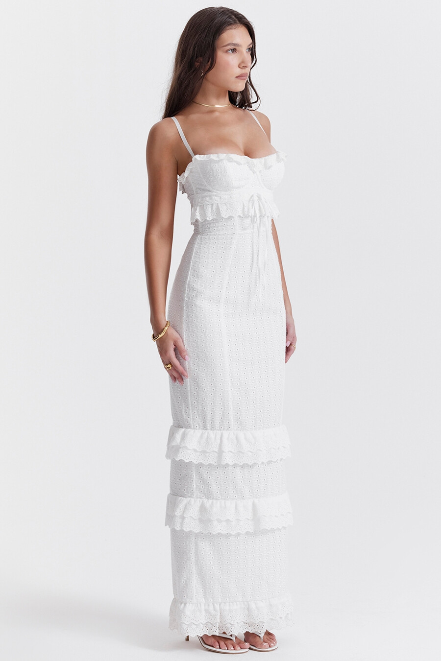 weißes maxikleid mit broderie