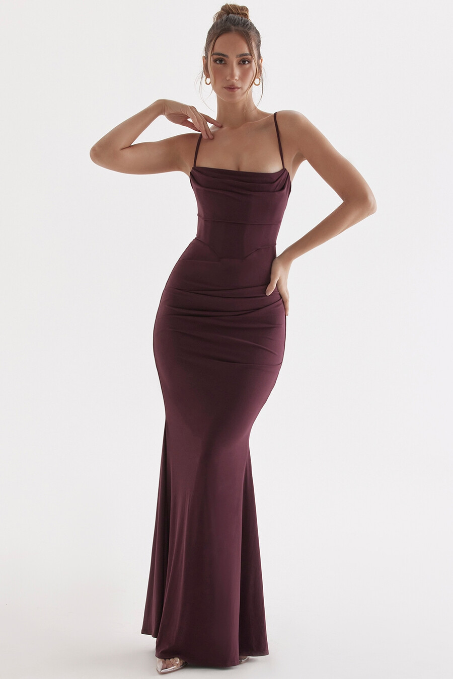 dunkelkirschrotes korsett-maxikleid