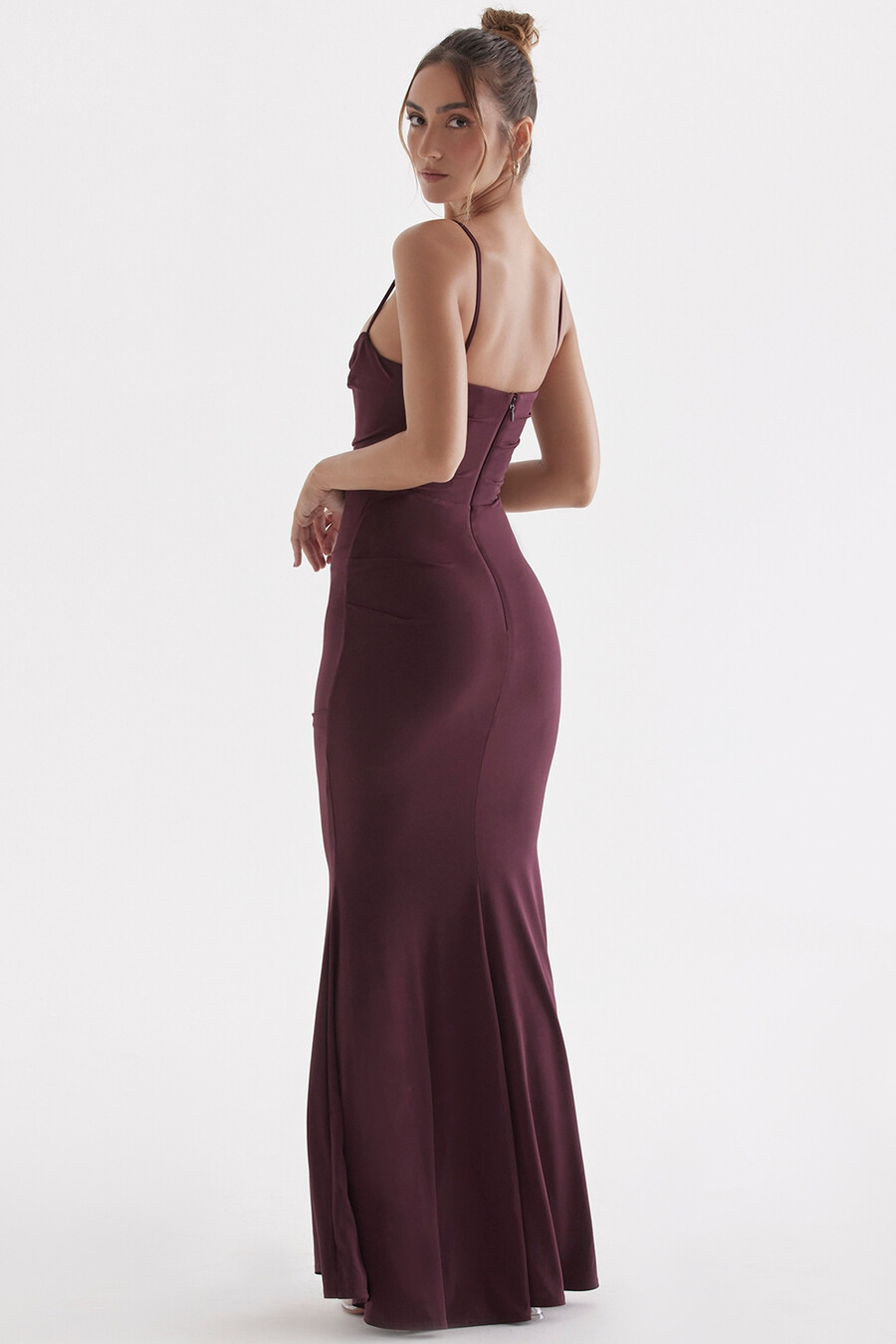 dunkelkirschrotes korsett-maxikleid
