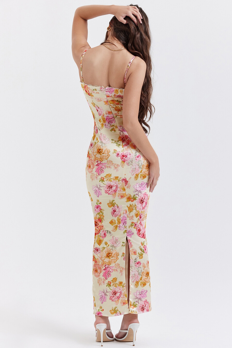 elfenbeinfarbenes maxikleid mit blumenmuster