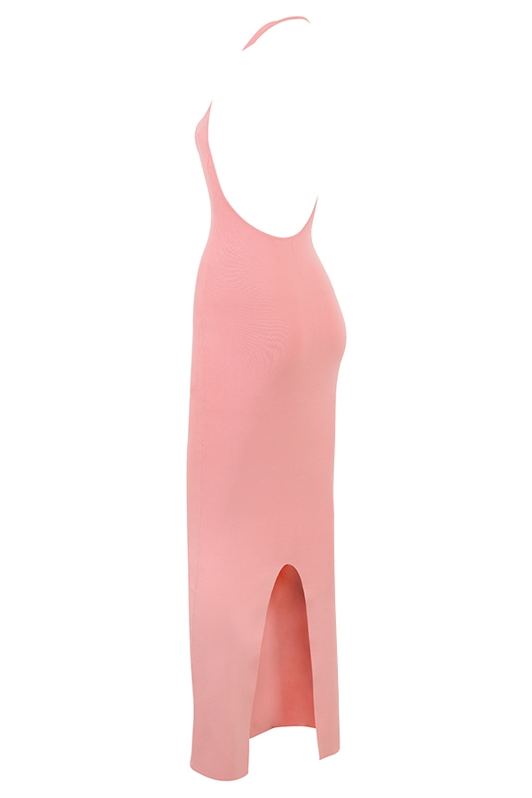 aprikosenfarbenes maxikleid mit tiefem ausschnitt