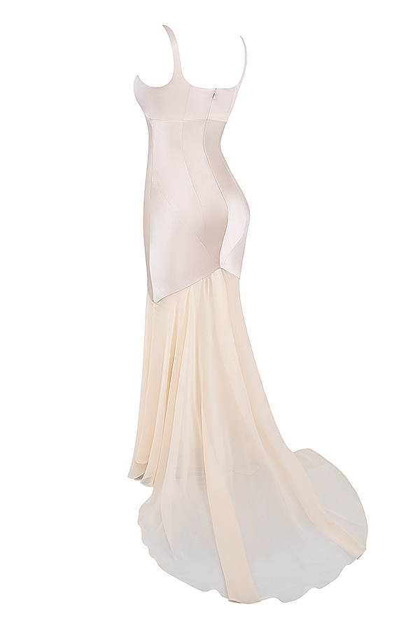 champagnerfarbenes chiffon-abendkleid
