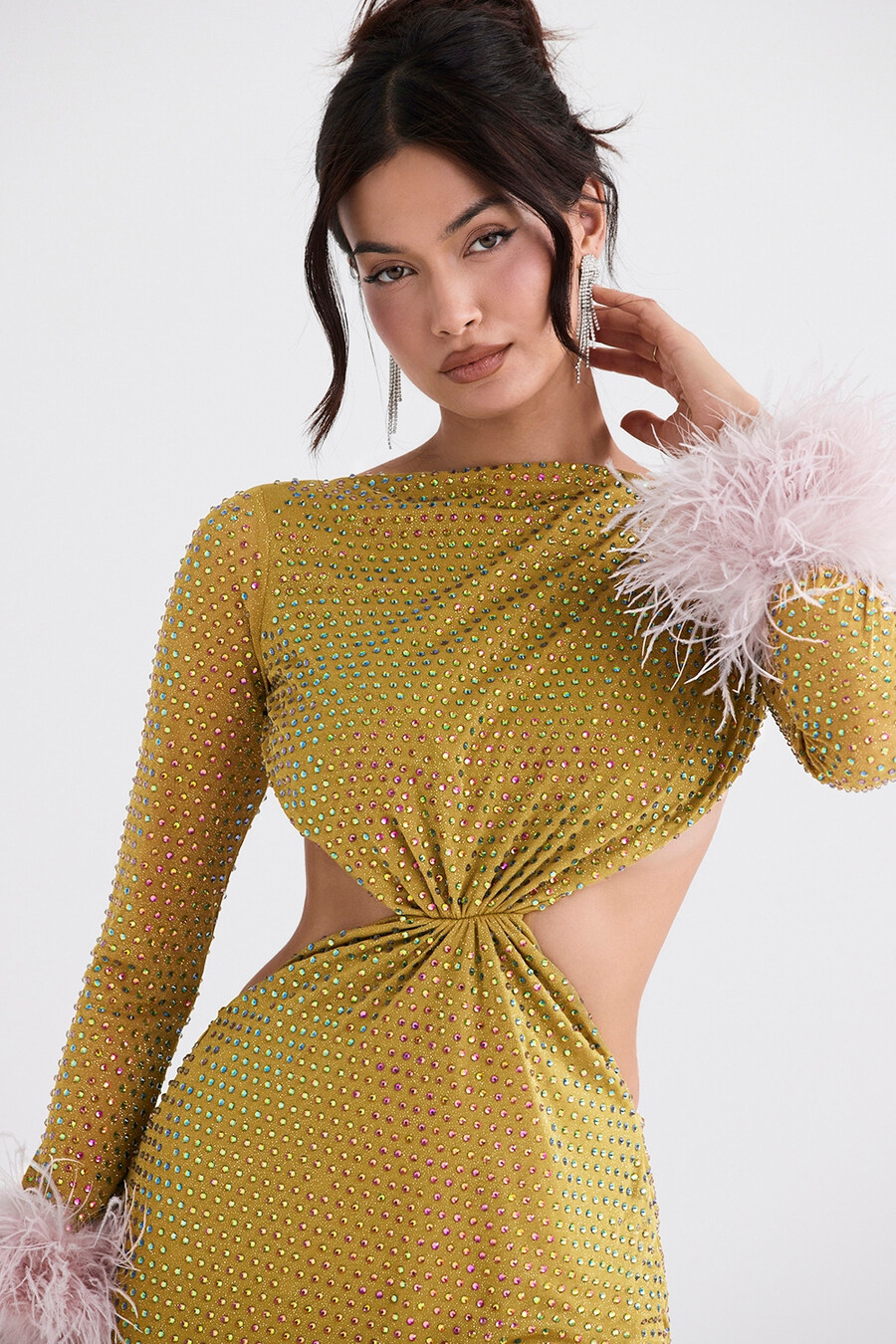 chartreusefarbenes kristallisiertes maxikleid