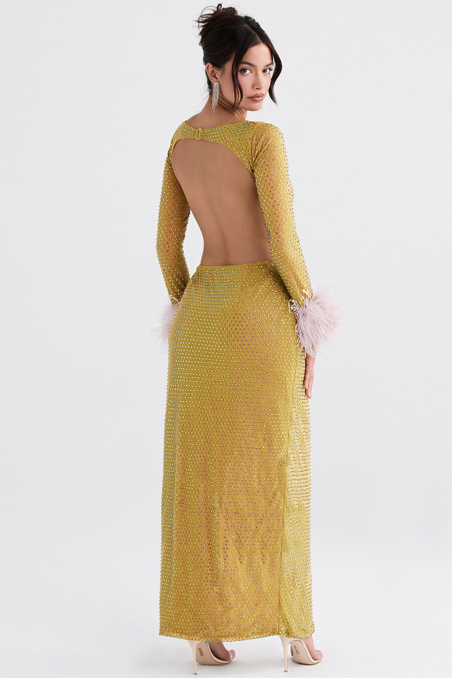 chartreusefarbenes kristallisiertes maxikleid