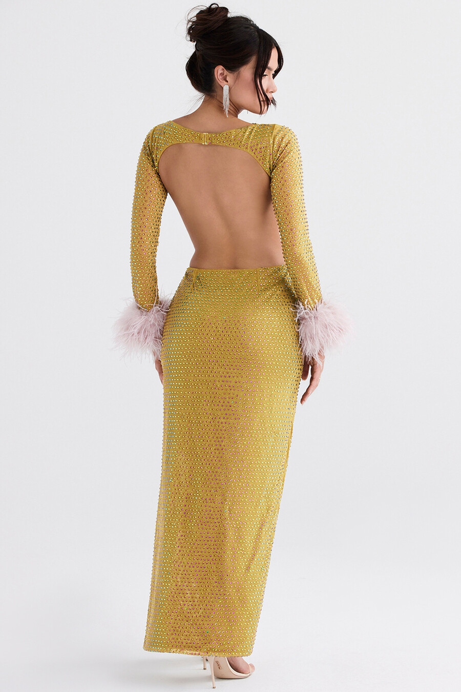 chartreusefarbenes kristallisiertes maxikleid