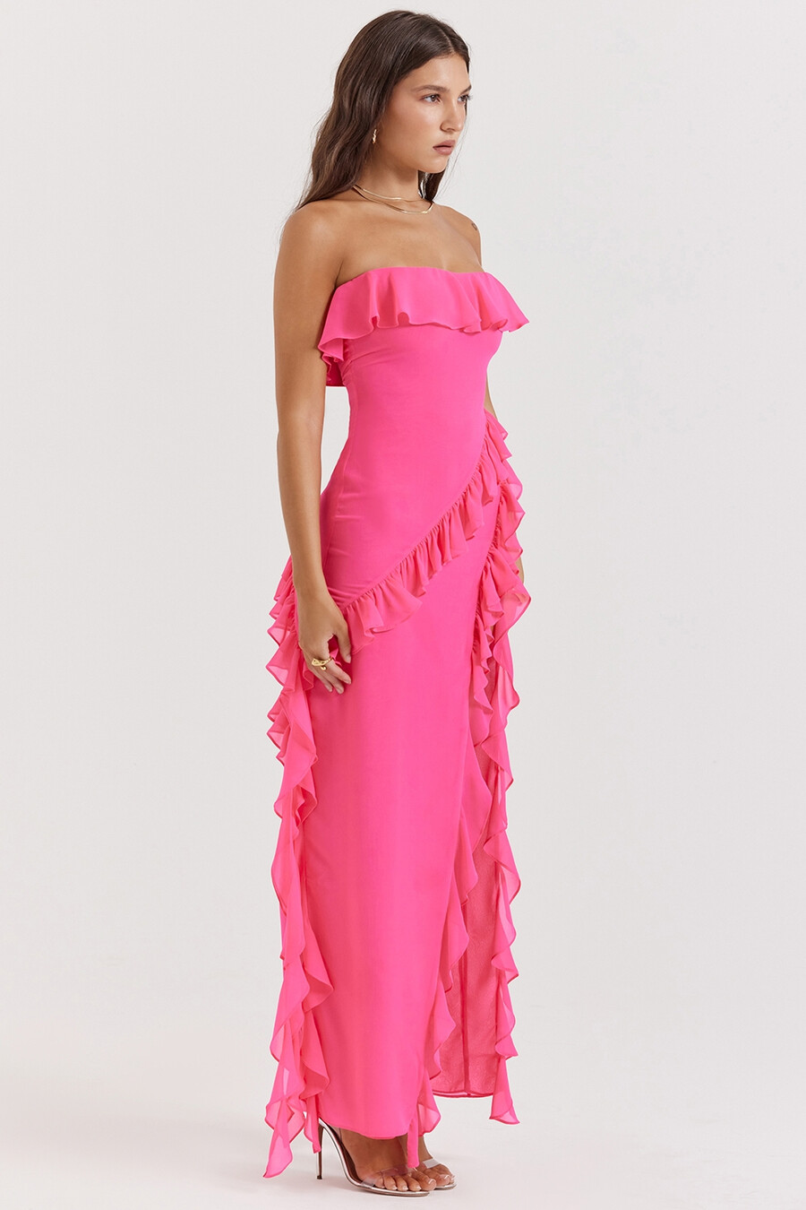 fuchsiafarbenes rüschen-maxikleid