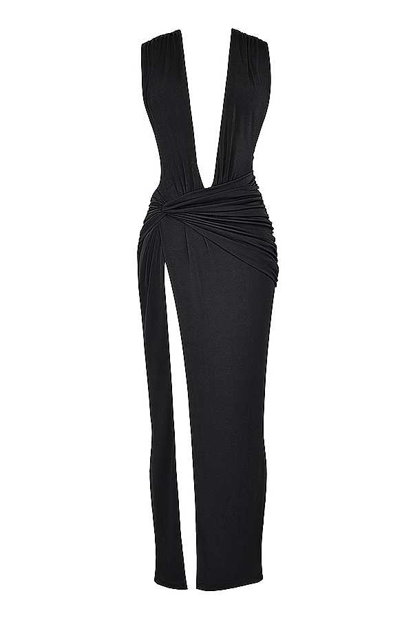 schwarzes maxikleid mit tiefem ausschnitt