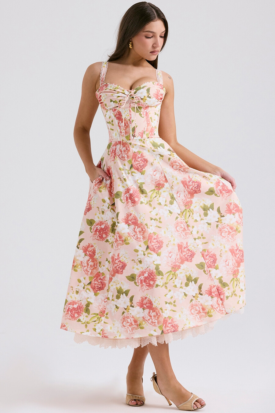 sommerkleid aus baumwolle mit rosa pfingstrosenmuster und bustier-design