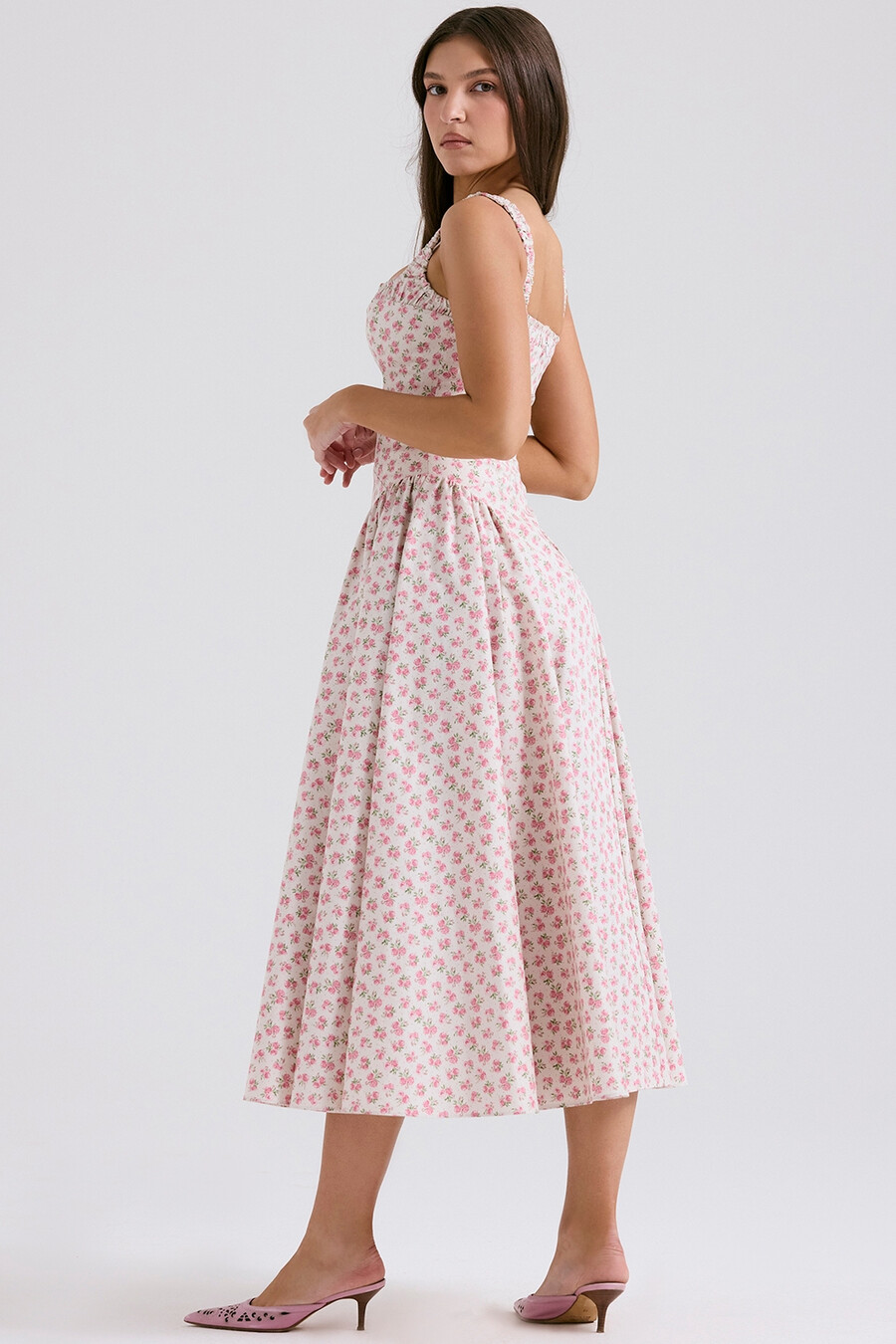 weißes baumwoll-midikleid mit rosenknospenmuster