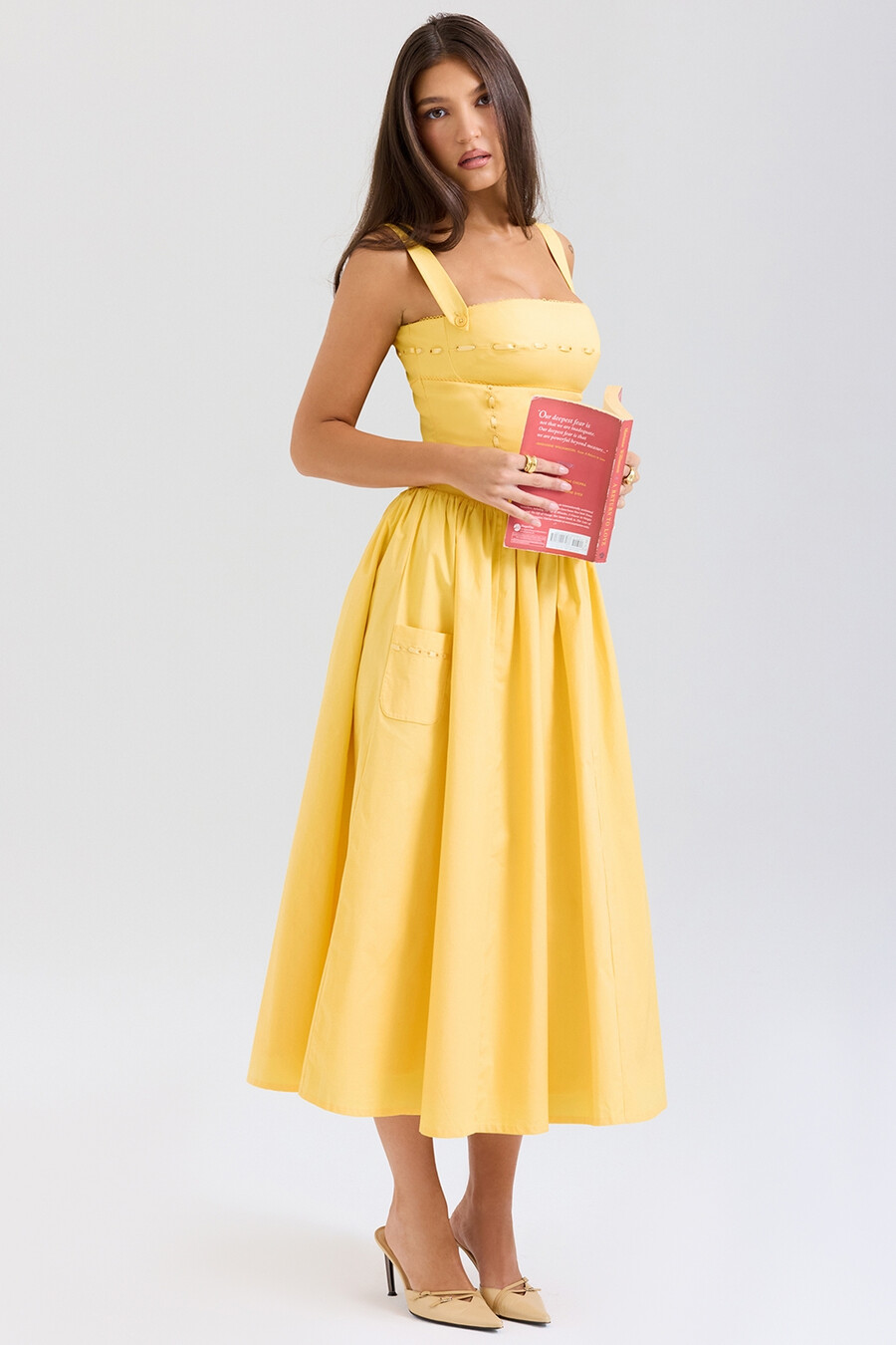 aprikosenfarbenes baumwoll-midikleid