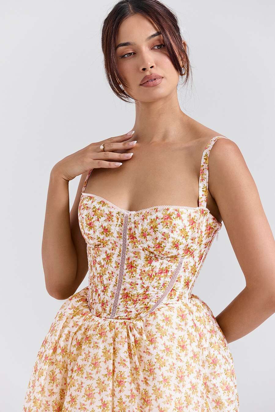 midi-sommerkleid mit korsett und rosenmuster