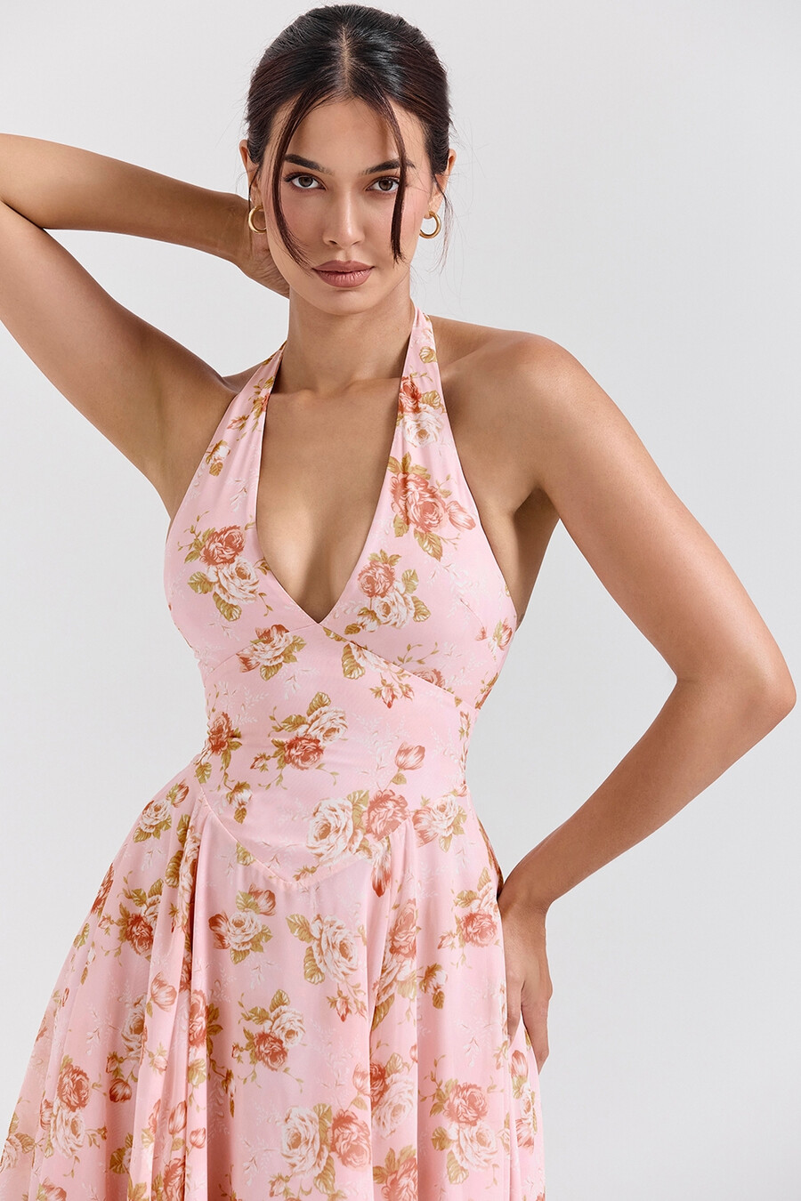 englisches vintage-sommerkleid aus georgette mit rosenmuster und neckholder