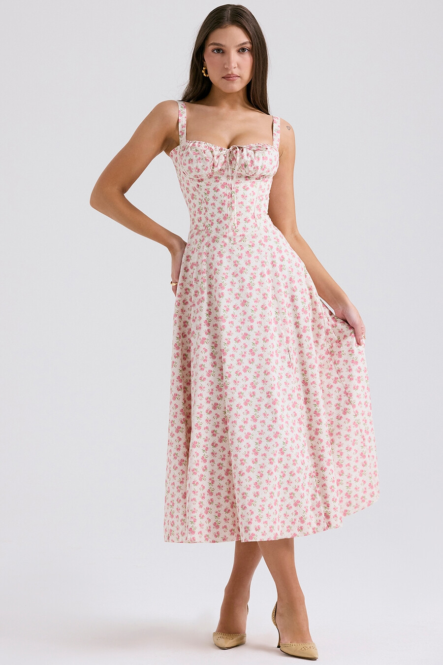 weißes baumwoll-bustierkleid mit rosenknospenmuster